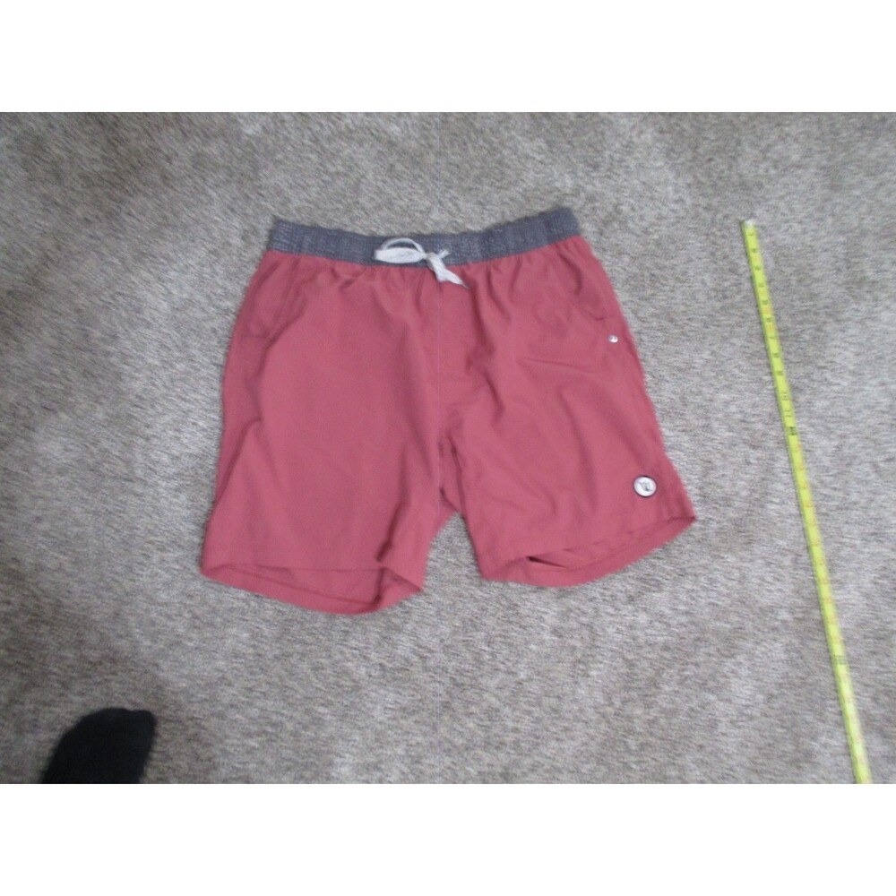 Vuori Kore Shorts Mens M/L Pink